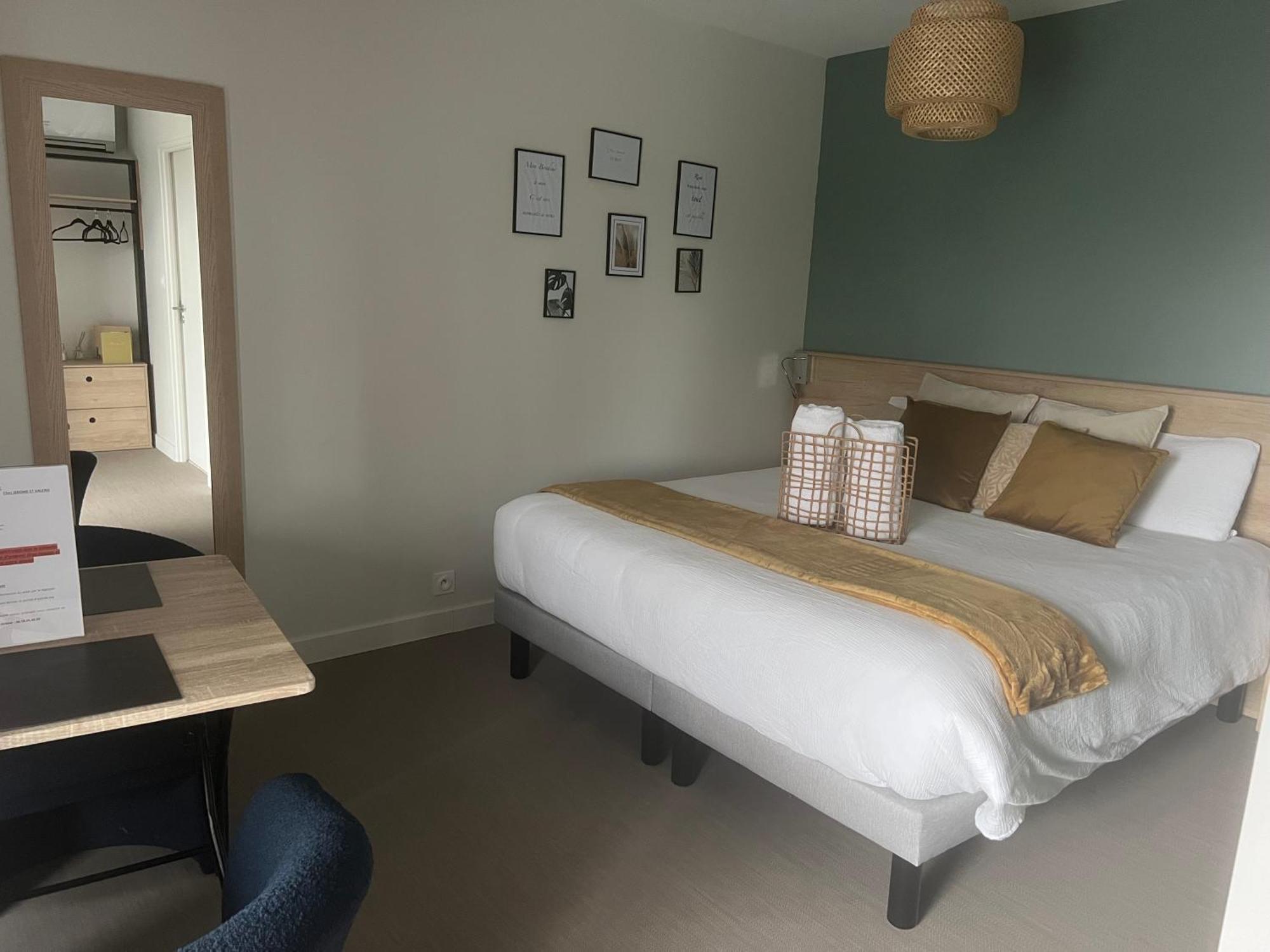 Chambre Privatisee L'Ermitage Vue Sur La Mayenne Château-Gontier Екстериор снимка